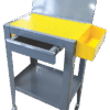 plan de travail avec base de rangement et grille pour liquide