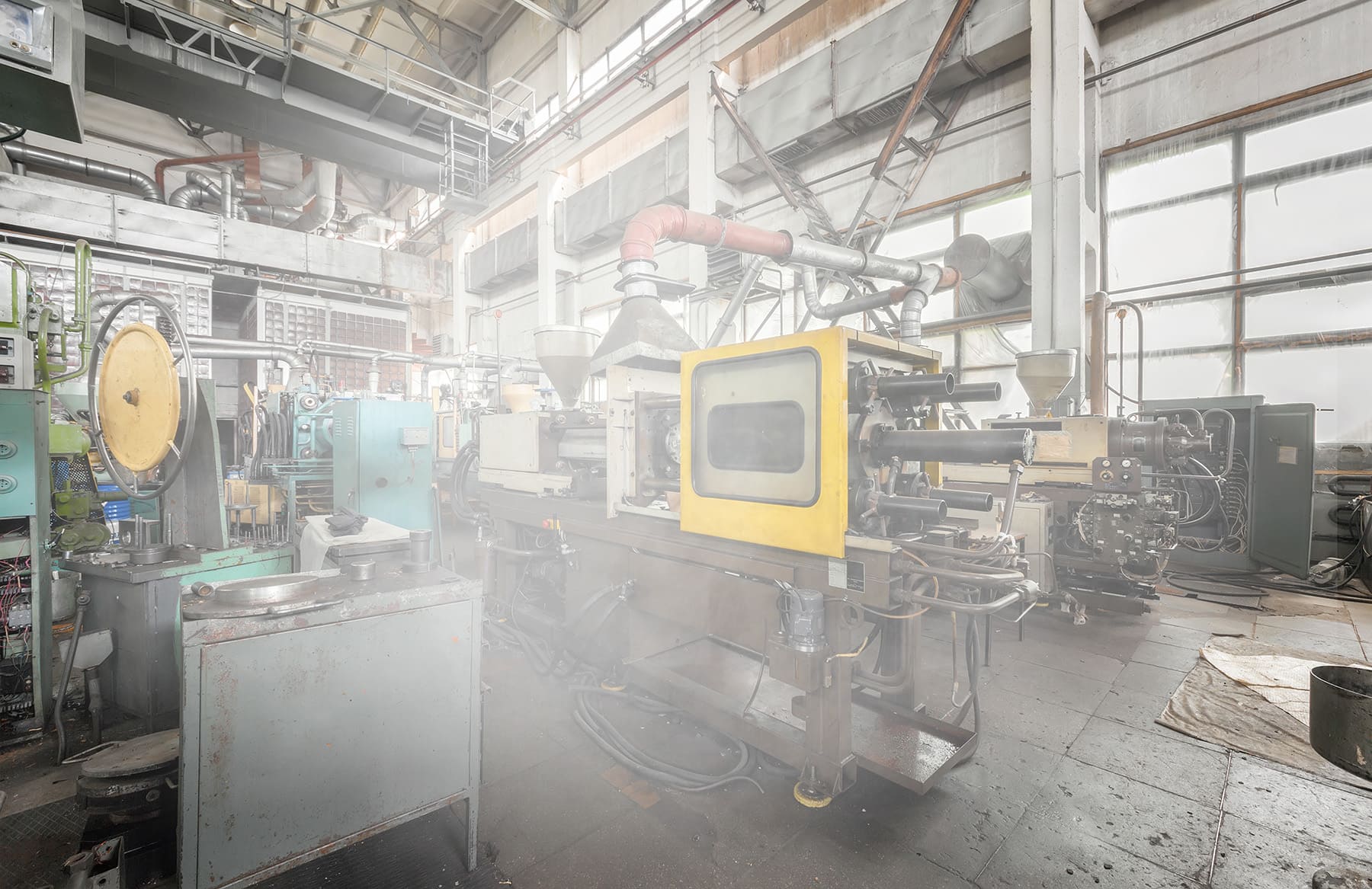 Filtration et traitement des brouillards d'huile dans un atelier industriel
