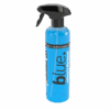 Flacon vaporisateur BIG BLUE dégraissant universel posé sur un établi industriel