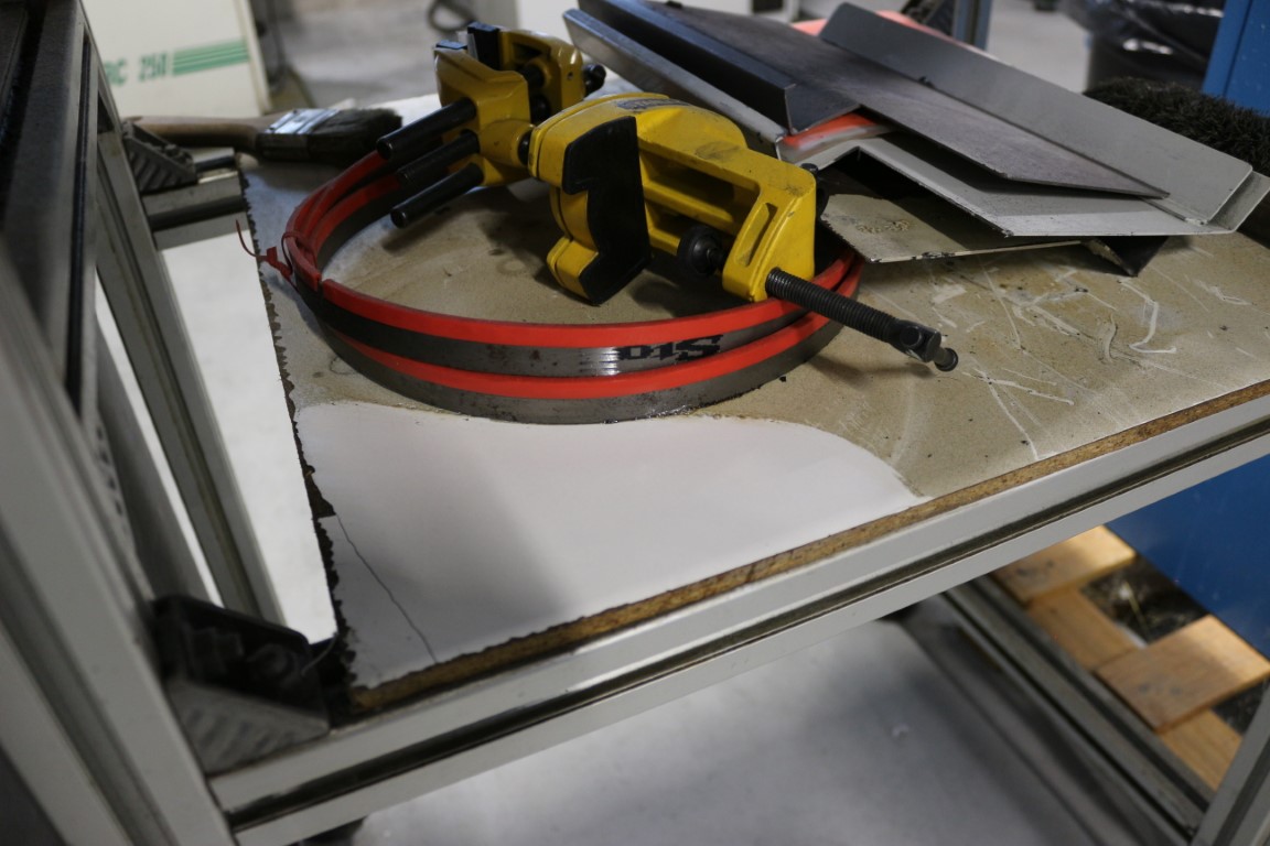 Avant et après nettoyage avec le dégraissant universel BLUE