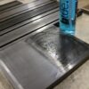 Comparatif avant/après sur une surface métallique dégraissée avec BLUE